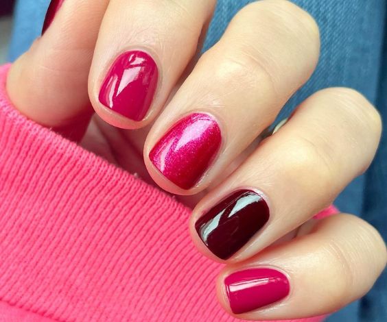 Fall gradient nails with pink and red nail colors