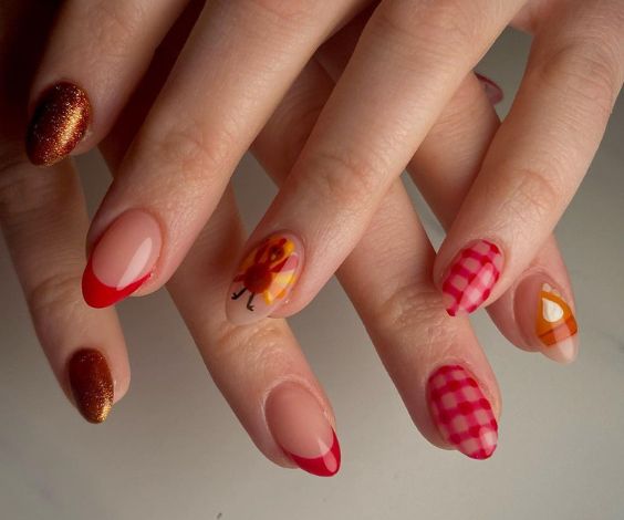 Cute short nails with red plaid design