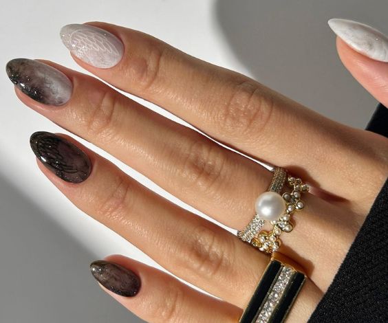  Black and gray marble nail art for November.